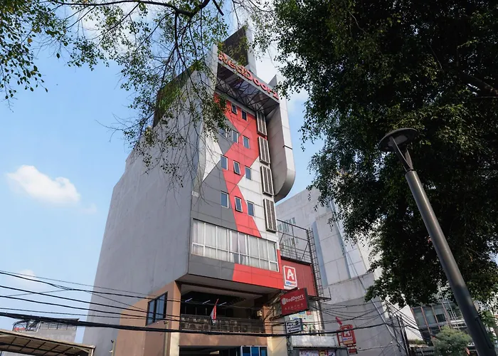 Reddoorz Plus @ Thamrin Jakarta